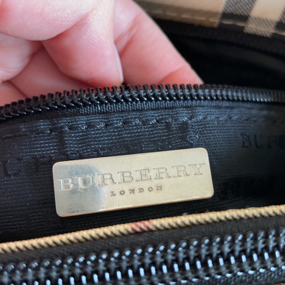 Burberry Bag - Picture 6 of 10